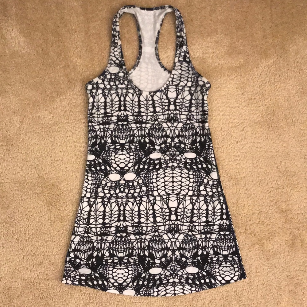 Lululemon Athletic black and white tank top.